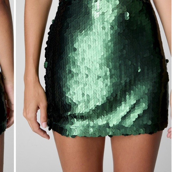 💚 🆕 Nasty Gal Emerald Green Sequin Disc Miniskirt | Size 6 | Party-Ready! - Picture 5 of 5